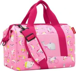 Reisenthel Allrounder M Kids Reistas - Kind - Maat M - 18L - ABC Friends Pink Roze 11 Reisenthel Allrounder M Kids Reistas - Kind - Maat M - 18L - ABC Friends Pink Roze -Tassen Kortingen Winkel 1200x1131 5