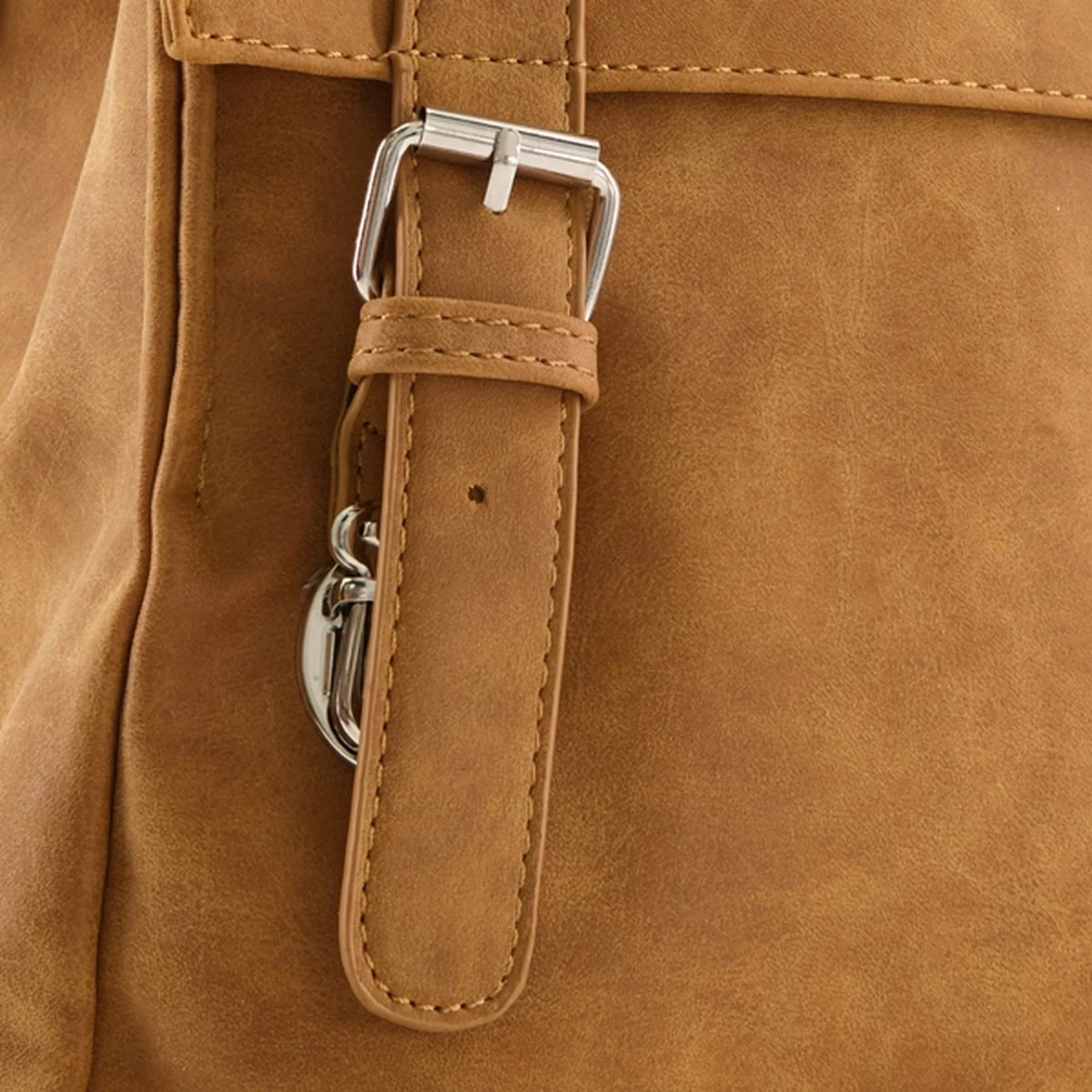 Renato Lucci Rugzak - Bruin 5 Renato Lucci Rugzak - Bruin - Afbeelding 3