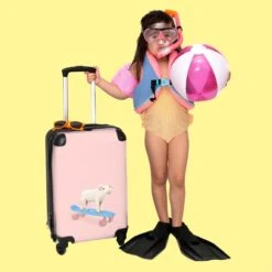 NoBoringSuitcases.com® Kinderkoffer - Trolley Kinderen - Varken - Roze - Skateboard - Kinderen - Meisje - Koffer Dieren - Past Binnen 55x40x20 Cm En 55x35x25 Cm - Reiskoffer Met Wielen -Tassen Kortingen Winkel 1200x1200 133
