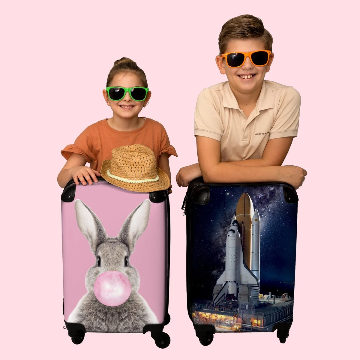 NoBoringSuitcases.com® Koffer - Ruimte - Spaceshuttle - Raket - Jongens - Past Binnen 55x40x20 Cm En 55x35x25 Cm - Handbagage - Trolley - Fotokoffer - Cabin Size - Print 9 NoBoringSuitcases.com® Koffer - Ruimte - Spaceshuttle - Raket - Jongens - Past Binnen 55x40x20 Cm En 55x35x25 Cm - Handbagage - Trolley - Fotokoffer - Cabin Size - Print - Afbeelding 7