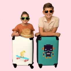 NoBoringSuitcases.com® Kinderkoffer - Trolley Op Wieltjes - Kuiken - Skateboard - Blauw - Kinderen - Dieren - Reiskoffer Kinderen - Past Binnen 55x40x20 Cm En 55x35x25 Cm - Fotokoffer -Tassen Kortingen Winkel 1200x1200 222