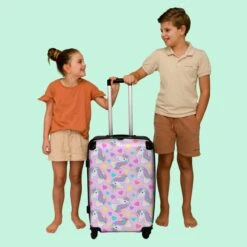 NoBoringSuitcases.com® Koffer Groot - Eenhoorn - Meisje - Patroon - Hartje - Trolley Koffer Met TSA-slot - Met Wielen - 90 Liter - Reiskoffer - 66 Cm -Tassen Kortingen Winkel 1200x1200 717