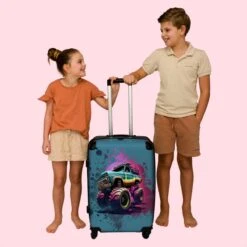 NoBoringSuitcases.com® Koffer Groot - Monstertruck - Verf - Graffiti - Roze - Neon - Trolley Koffer Met TSA-slot - Met Wielen - 90 Liter - Reiskoffer - 66 Cm 16 NoBoringSuitcases.com® Koffer Groot - Monstertruck - Verf - Graffiti - Roze - Neon - Trolley Koffer Met TSA-slot - Met Wielen - 90 Liter - Reiskoffer - 66 Cm -Tassen Kortingen Winkel 1200x1200 725