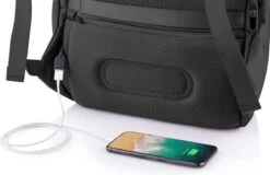 XD Design Bobby Soft - Anti-Diefstal Rugzak 16 Liter - Zwart -Tassen Kortingen Winkel 1200x776 3