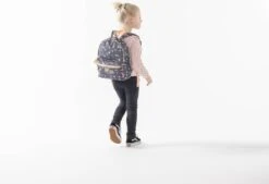 Kidzroom Fearless Grey Kinderrugzak - 6,4 L - Grijs -Tassen Kortingen Winkel 1200x819 1