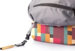 XD Design Bobby Soft Art - Anti-Diefstal Rugzak 16 Liter - Geometric -Tassen Kortingen Winkel 1200x821 2