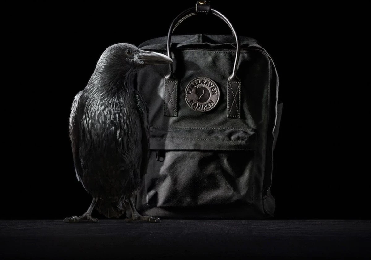 Fjallraven Fjällräven Kånken No. 2 Black Mini Unisex Rugzak - Black 7 Fjallraven Fjällräven Kånken No. 2 Black Mini Unisex Rugzak - Black - Afbeelding 5