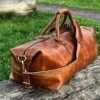 Lederen Tas - Reistas - Kalfsleer Tas - Duffle Bag Leather - Leren Reistas - Luxe Lederen Reistas - Grote Leren Reistas - Cognac Leer Tas - Cognac Kleur - Grote Lederen Reistas - Weekend Tas - Vakantie Tas - Genuine Leather Bag - -Tassen Kortingen Winkel 1200x844 1