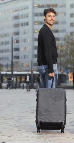 Enrico Benetti Louisville Driedelige Kofferset Hardcase - 39040 - Zwart -Tassen Kortingen Winkel 622x1200 5