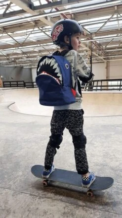 Emco Haai Kinderrugzak 16 Liter - Blauw -Tassen Kortingen Winkel 675x1200 2