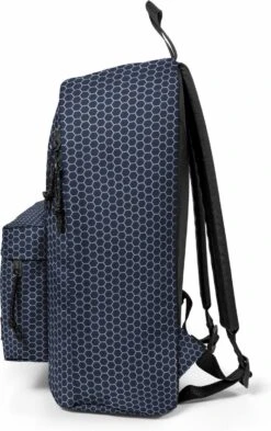 Eastpak OUT OF OFFICE Rugzak, 27 Liter, 13.3 Inch Laptopvak - Refleks Navy -Tassen Kortingen Winkel 754x1200 4