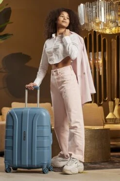 ©TROLLEYZ - Paris No.5 - Reiskoffer - 78cm Met TSA Slot - Dubbele Wielen - 360° Spinners - 100% Polypropyleen - Reiskoffer In Ice Blue -Tassen Kortingen Winkel 800x1200 21