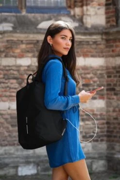 XD Design Bobby Soft - Anti-Diefstal Rugzak 16 Liter - Zwart -Tassen Kortingen Winkel 801x1200 12