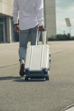 Aluminium Handbagage Koffer Mozzel Darrow - Reiskoffer Met Wielen - 51cm - Harde Koffer - Zilver -Tassen Kortingen Winkel 801x1200 6