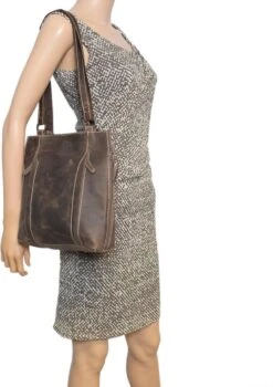 Rugtas Leer Of Schoudertas Leer Cognac - Rugzak Leer Anti-Diefstal - Groter Te Maken Met 2 Zij Ritsen -Tassen Kortingen Winkel 848x1200 2