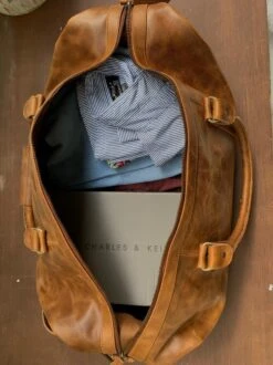 Lederen Tas - Reistas - Kalfsleer Tas - Duffle Bag Leather - Leren Reistas - Luxe Lederen Reistas - Grote Leren Reistas - Cognac Leer Tas - Cognac Kleur - Grote Lederen Reistas - Weekend Tas - Vakantie Tas - Genuine Leather Bag - -Tassen Kortingen Winkel 899x1200 5